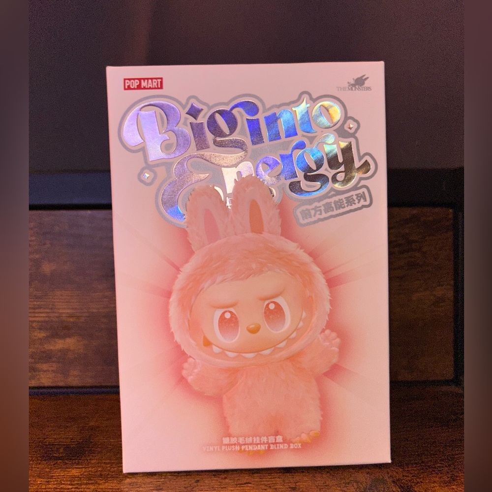 Pop Mart | Loyalty - The Monsters Big into Energy Labubu